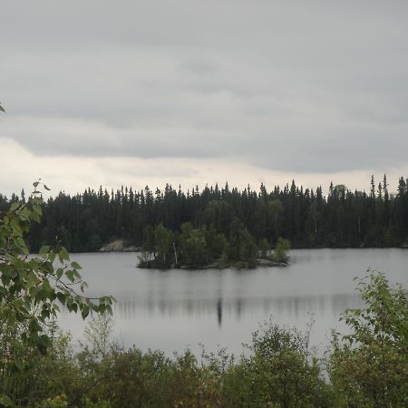 Oreland Motel Flin Flon Exteriör bild